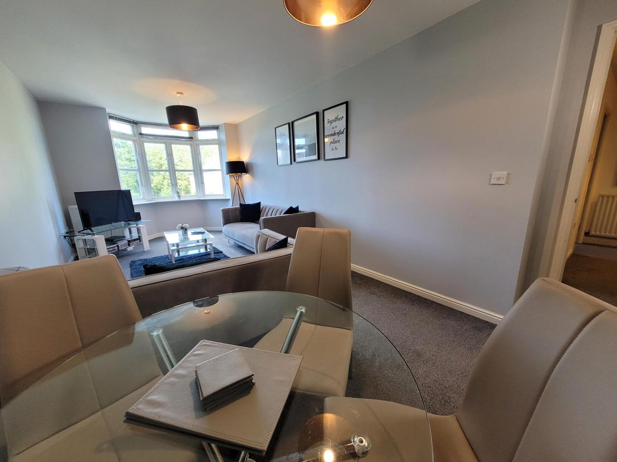 Catchpole Stays Abbey Field Apartment- A Lovely 2 Bed Apartment With Field Views Near Colchester Town Centre Exterior photo